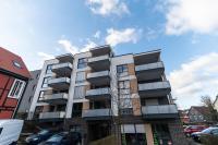 DWELLSTAY - Modernes Apartment I 55qm I 2 Zimmer I Küche I Bad I Terrasse I TV I WLAN - B&B