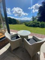 Deluxe Double or Twin Room with Mountain View