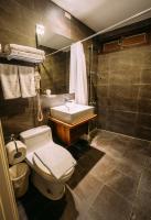 Chambre Lits Jumeaux avec Salle de Bains Privative