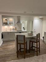 Flat 1 - Y Sgwar Restaurant - B&B Morfa Bychan
