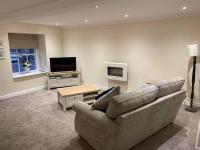 Flat 1 - Y Sgwar Restaurant - B&B Morfa Bychan