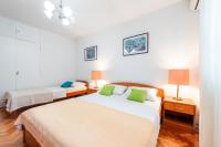Apartment mit 3 Schlafzimmern und Balkon