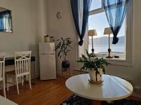 B&B Ålesund - Cozy, Central, Ocean View - Bed and Breakfast Ålesund