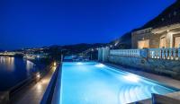 Villa - Beach Front