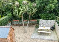 Entire family home , large rear garden, free parking, fast WI-FI - Chambres d'hôtes Belfast