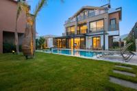 Luxury and Special Design Villa in Hisarönü Center -Villa Bling Premium - B&B