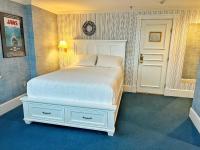 Suite met Queensize Bed en Uitzicht op Zee