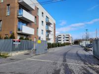 BAST 16 Apartamenty Ptak Szpital Matki Polki Szpital Kopernika Mandoria Orientarium Atlas Arena Plac Zabaw - Zamojska 20a m16 Parking - B&B
