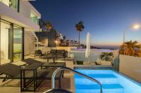 200m NEW A Villa with private, heated pool and amazing ocean view - Ferienwohnung Adeje