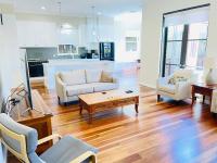 Classic Meets Modern in Central Wagga - Chambres d’hôtes