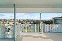 B&B Sydney - Sky Home - Two Bedroom Loft Townhouse with Bay Views - Bed and Breakfast Sydney