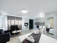 Elichrison Studios - B&B Lygia