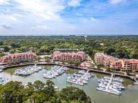7135 Harbourside II In the heart of dining and shopping Harbour View Sleeps 4 Shelter Cove - B&B