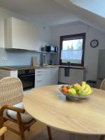 Ferienwohnung Fam. Albert - Bed and Breakfast Heuchelheim-Klingen