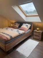 Ferienwohnung Fam. Albert - Ferienwohnung Heuchelheim-Klingen