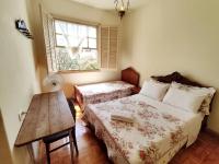 Chambre Triple avec Salle de Bains Privative Séparée