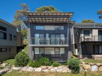 Monument Chalet in Crakenback Resort - Bed and Breakfast Crackenback