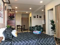 Studio Apartment with Sea View