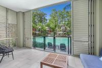 Belle Escapes 104 Swim-out Luxury Apartment in Palm Cove - Chambres d’hôtes