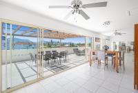 Belle Escapes 404 The Edge with Views - B&B Cairns