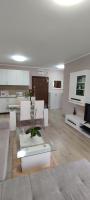 Luxury and stylish apartmen, metro station Obelya - B&B Sofia
