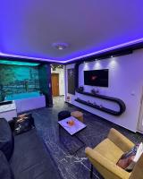 Apartman S&V 3 Istocno Sarajevo Lukavica sa Jacuzzi i Sauna Lux Spa Hilandarska Centar - Bed and Breakfast Lukavica