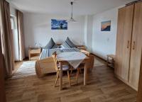 Doppelzimmer mit Balkon