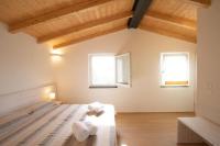 Großes Doppel-/Zweibettzimmer