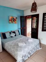 Suite met Queensize Bed en Uitzicht op het Zwembad