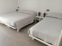 Dreibettzimmer mit eigenem Bad