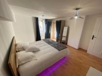 Le ciné'ppart - Easy Life - B&B Bourgoin