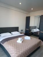 Apartments Domovik Квартира на 4 гостя - B&B