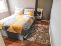 The Navarone Blue Orchid Flat - B&B