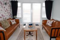 B&B Cleethorpes - The Tides - Bed and Breakfast Cleethorpes