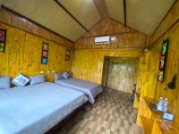 Quadruple Room with Private Bathroom
