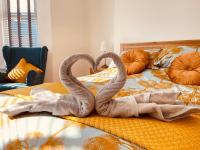Modern Luxury 3 bed house - B&B
