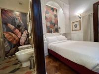 Queen Room with Steam Sauna