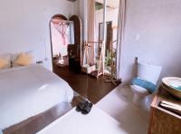 Queen Room with Garden View
