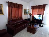 B&B Portmore - Secure Gated1BR Home in Caribbean Estate - Bed and Breakfast Portmore