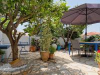 Summer Garden Studio - village location - Bed and Breakfast Koroni