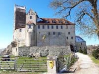 B&B Katzenstein - Burg Katzenstein - Bed and Breakfast Katzenstein