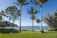 B&B Picnic Bay - Picnic Beachscape - Bed and Breakfast Picnic Bay