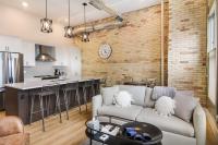 Golden Lofts Unit 2 Downtown Traverse City 1bd 1ba - Chambres d’hôtes