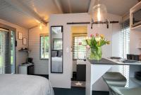 B&B Heemstede - Tiny House Boatshed - Bed and Breakfast Heemstede