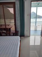 Deluxe Double Room with Balcony and Sea View