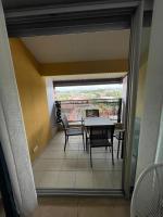 NANA COCOONING- C42- Vue Panoramique - Appartement Cosy et Lumineux- Cuisine équipée- CLIM-Terrasse - Chambres d'hôtes Cayenne