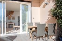 Duplex Mandelieu by Halldis - B&B Mandelieu-la-Napoule
