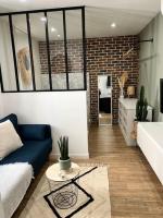 Studio 1 neuf à 100 m des plages et de la gare - B&B Saint-Raphaël