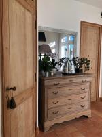 Maison M, chambre privée accès jardin piscine et jacuzzi près de La Rochelle - B&B
