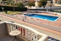 Gorgeous 3 Bed/2 Bath Pool & Golf Views - Ferienwohnung